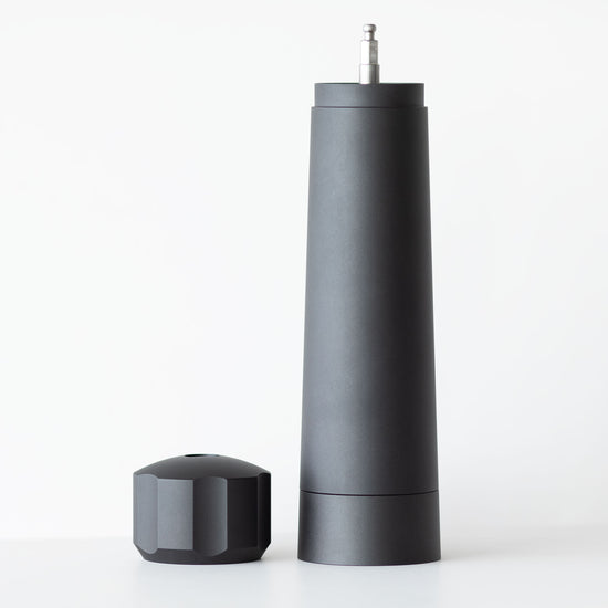 XL MANNKITCHEN Pepper Cannon - Professional Grade High Output Pepper Mill for Commercial Kitchens and Restaurants