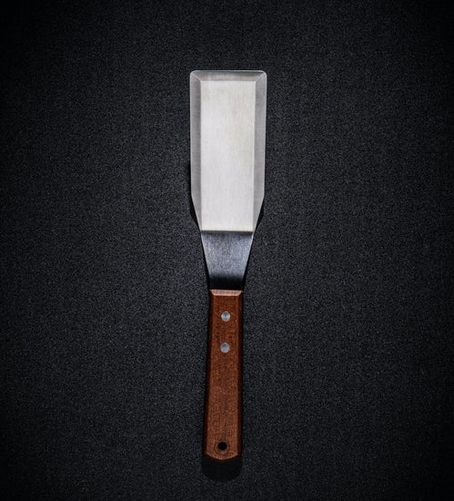 Small Skillet Metal Spatula by MÄNNKITCHEN
